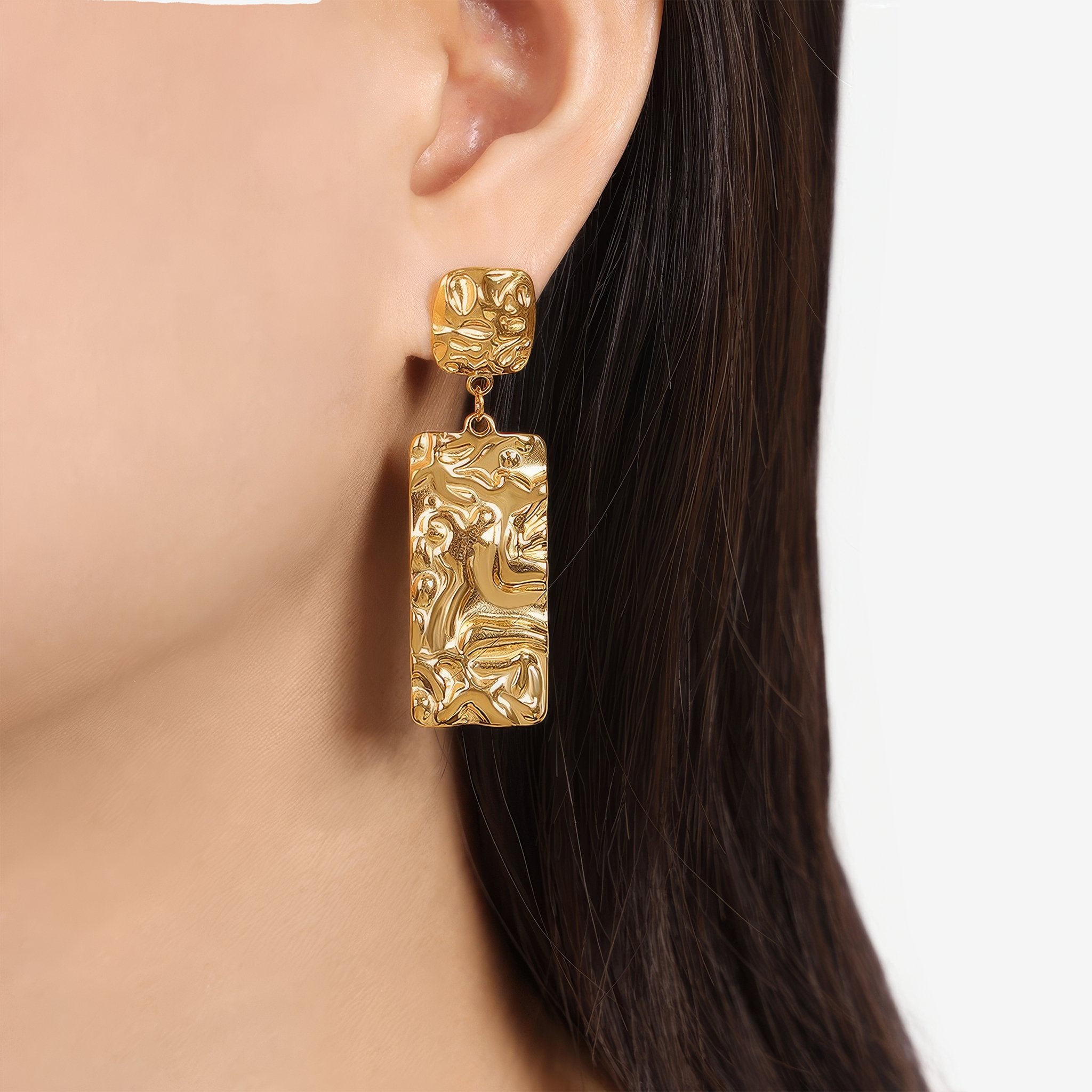 Sigrid Gold Wrinkle Earrings - Nobbier - Earrings - 18K Gold And Titanium PVD Coated Jewelry
